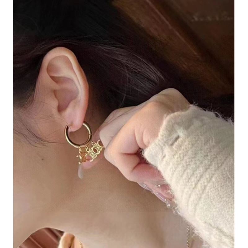 Ce**e earrings